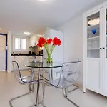 아파트 Duplex In Americas *